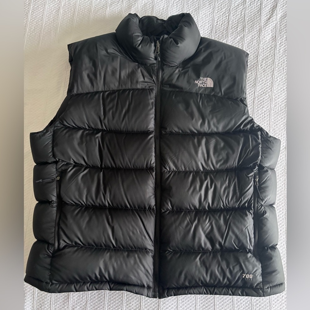 THE NORTH FACE Men’s Puffer Vest 700, Black, XXL